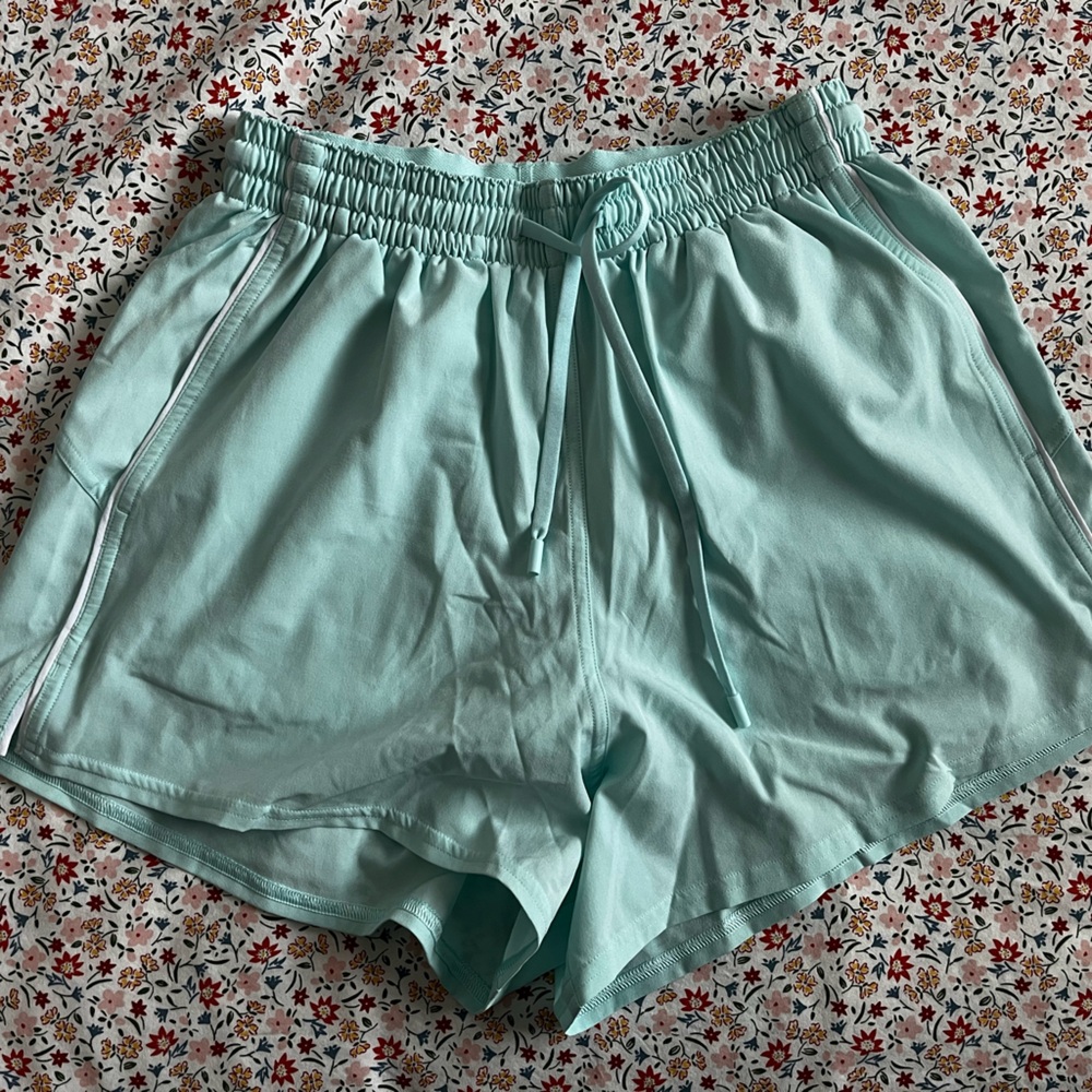 Lululemon Court Rival Short 3”
